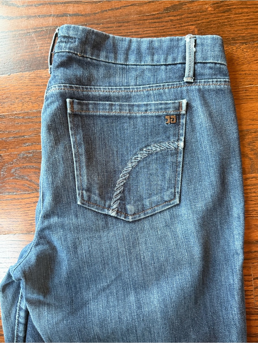Joe's Jeans Women's Medium Wash Blue Denim Jeans